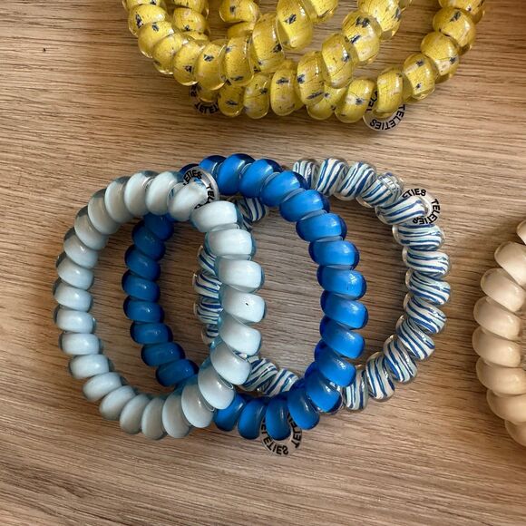 TeleTies Tele Ties Phone Cord Hair Accessories Ties - 17 Pieces - Please Read! - Picture 3 of 6